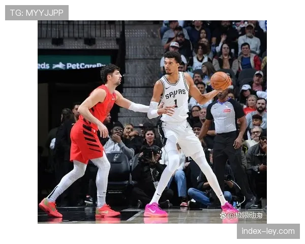 马刺103-112不敌魔术，文班亚马25分8板4断5帽难阻失利